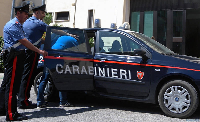 Carabinieri_arresto