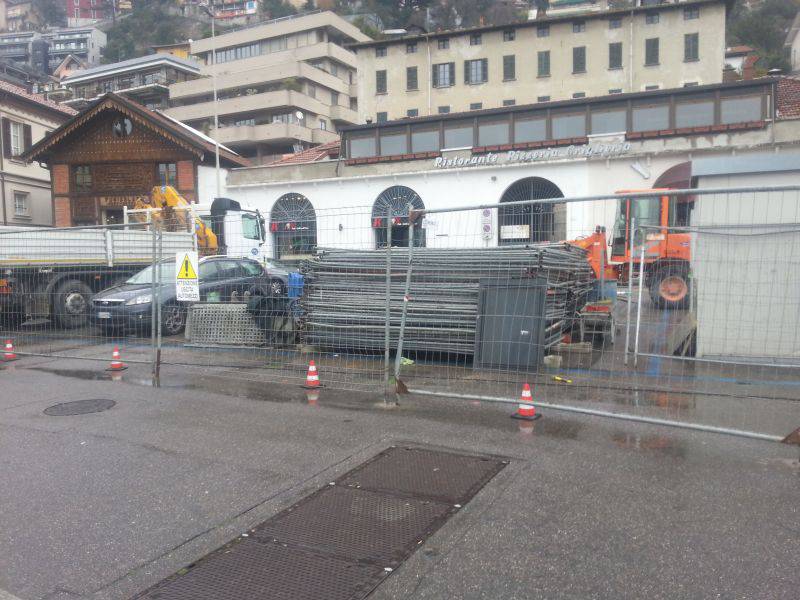 piazza funicolare como cantiere