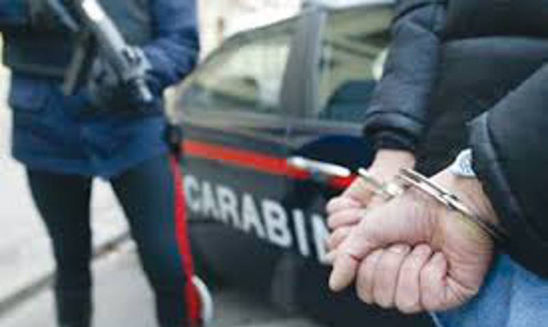 carabinieri arresto