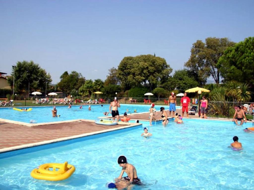 cantù piscina