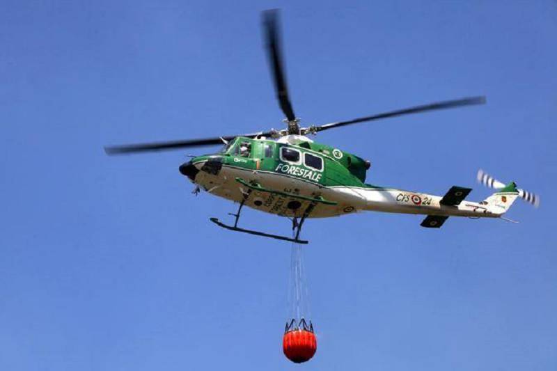 elicottero forestale cestello