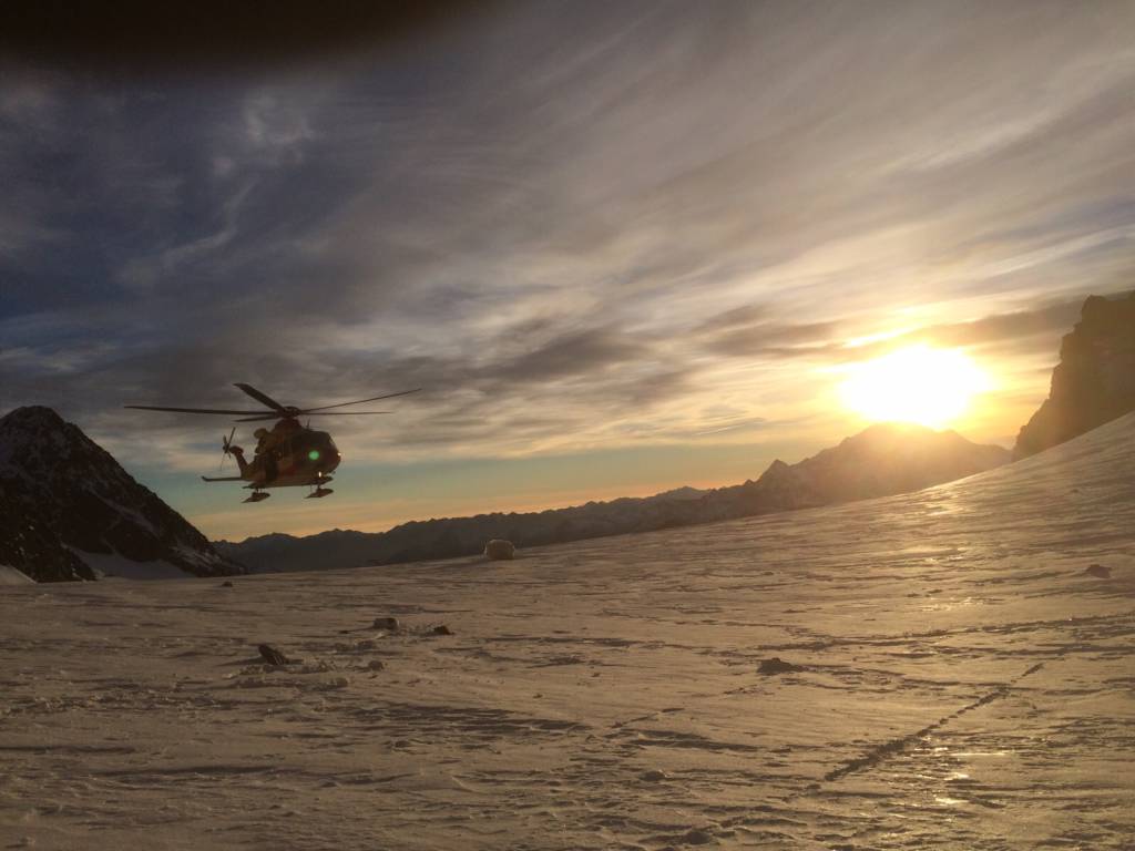 elicottero soccorso alpino valmalenco