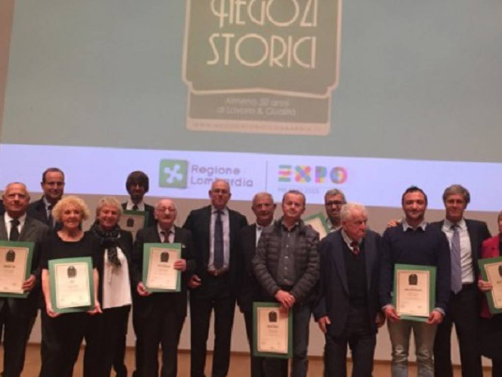 PREMIAZIONE NEGOZI STORICI