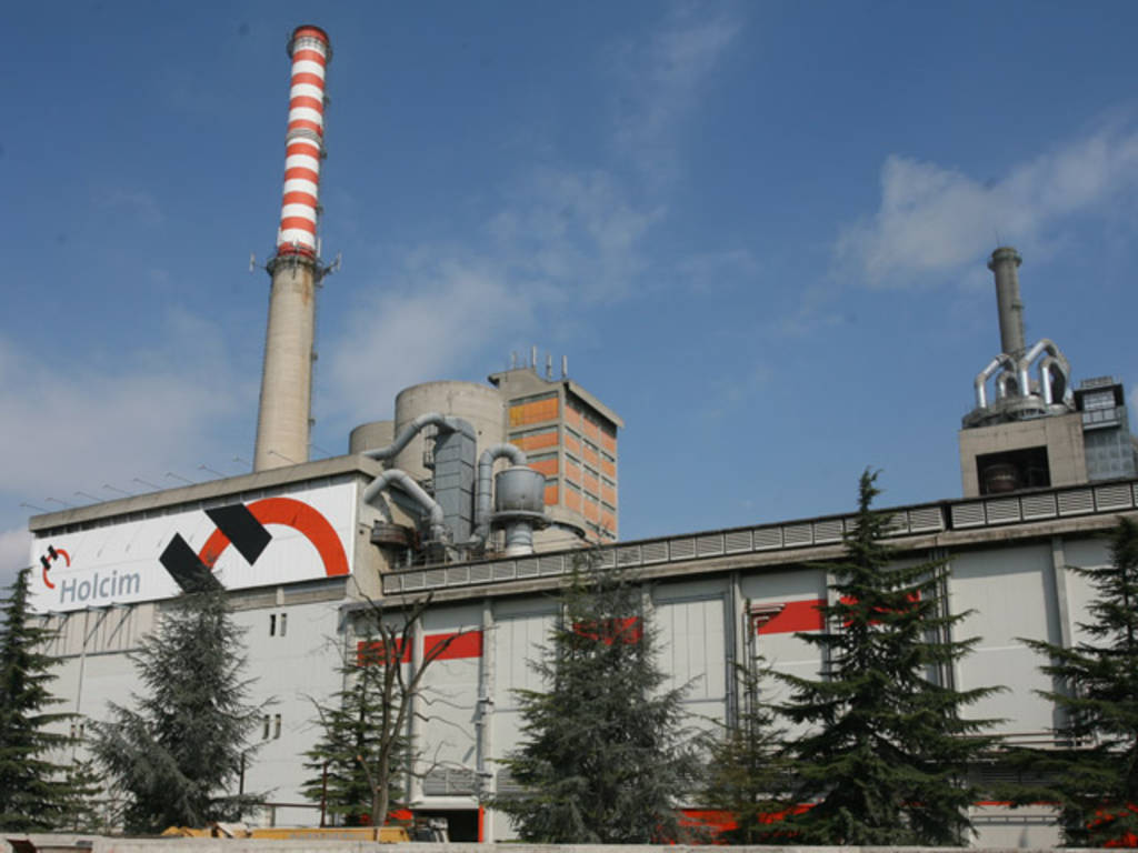 esterno holcim merone