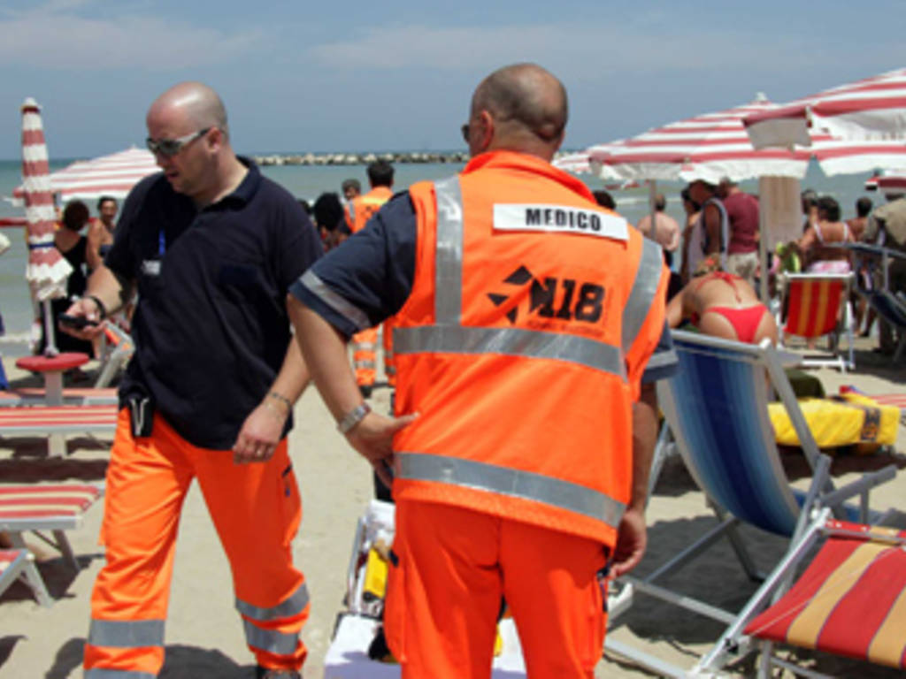 malore spiaggia a rimini