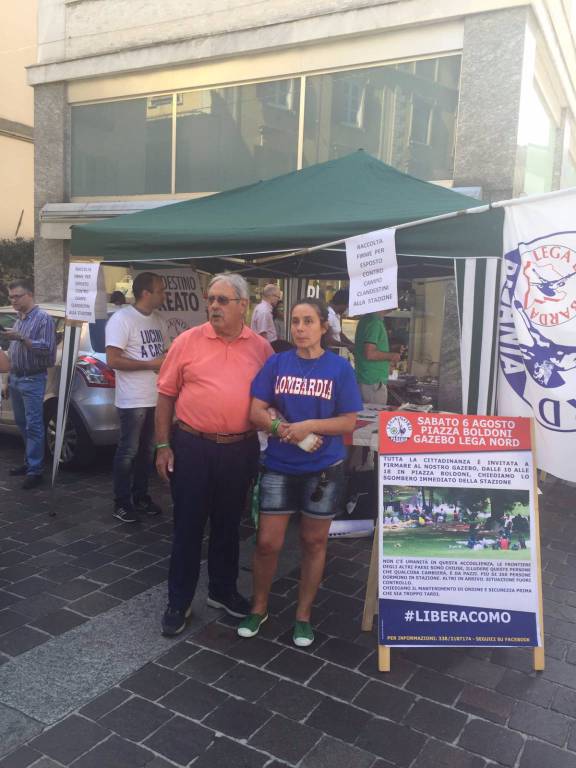 gazebo lega nord contro profughi