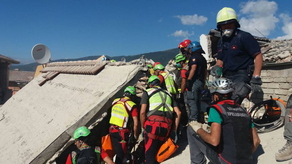 soccorso alpino lariano nel cuore di Amatricete