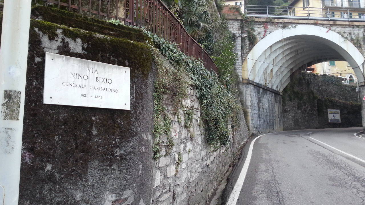 traffico a como, code per via bixio ancora chiusa