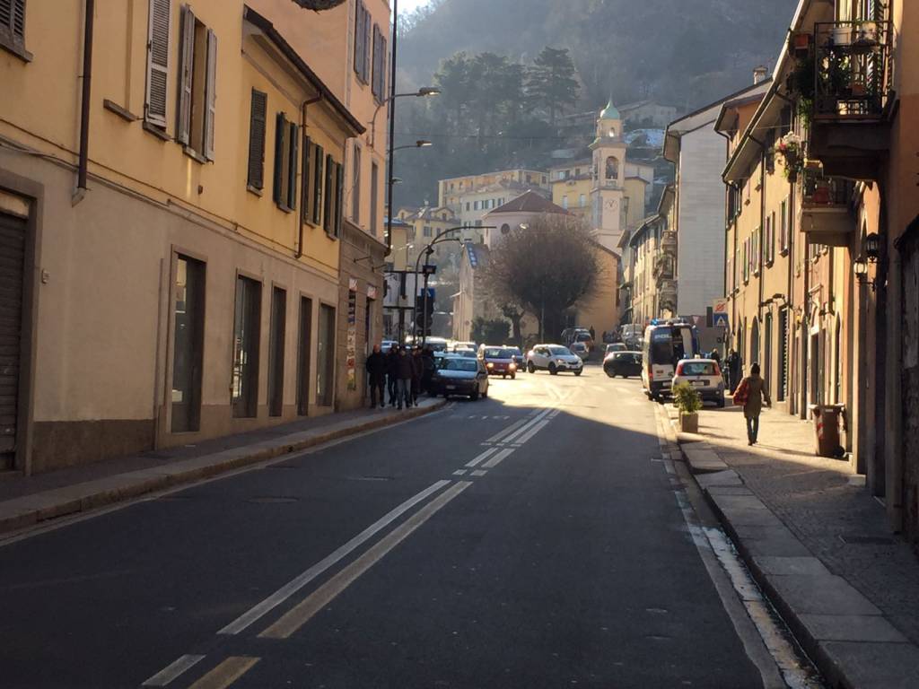 sgombero abusivi piazza san rocco como