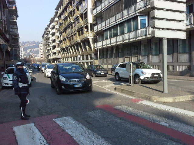 sole basso viale masia a como vigili