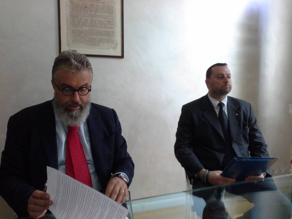 conferenza stampa aldo turconi e christian bertossi per omicidio carugo