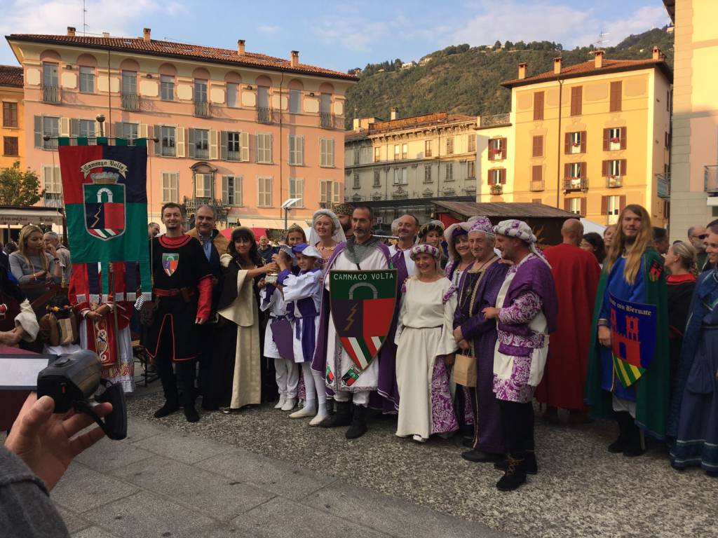 Palio del Baradello giornata conclusiva in via Garibaldi: premiazioni