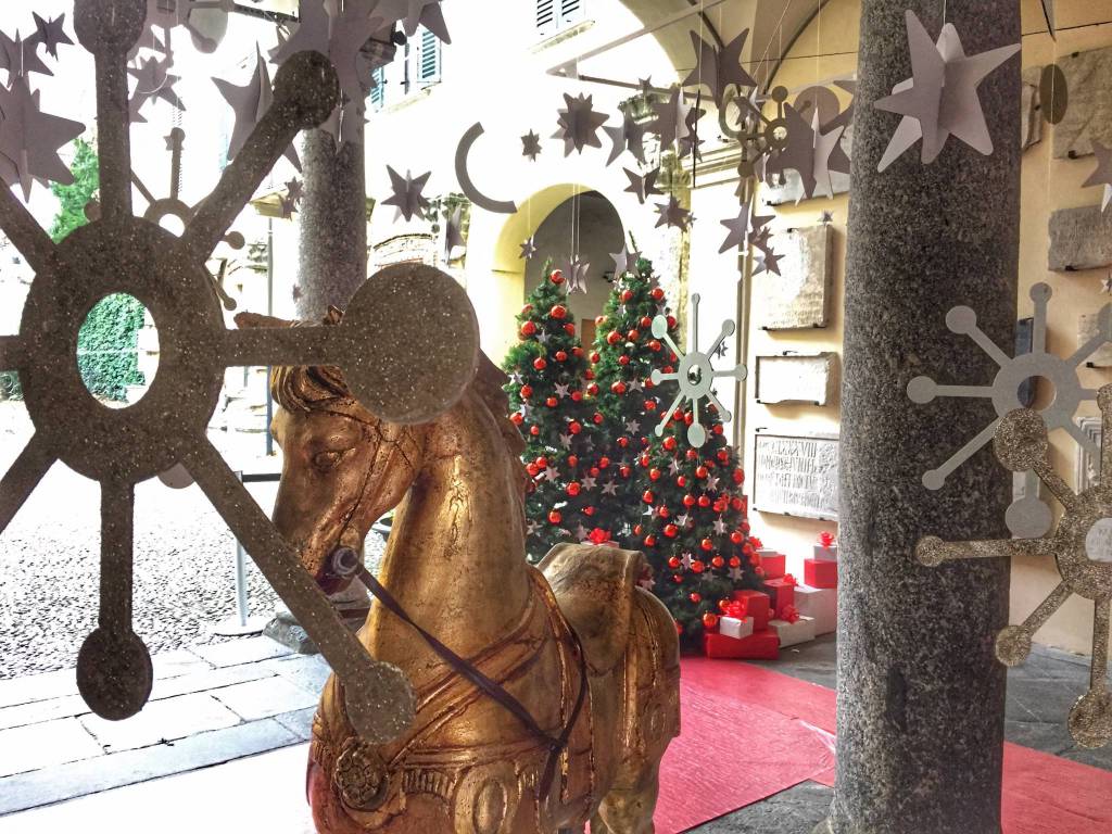 Natale in Casa Giovio Museo Cavallo giocattolo