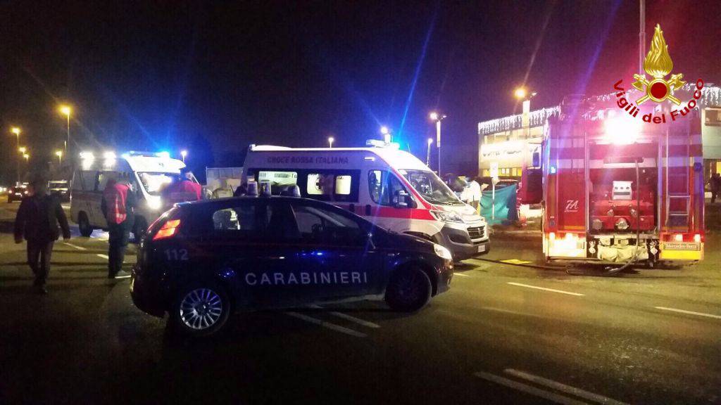 Schianto auto-camion a Saronno, morti tre ragazzi di Rovello Porro
