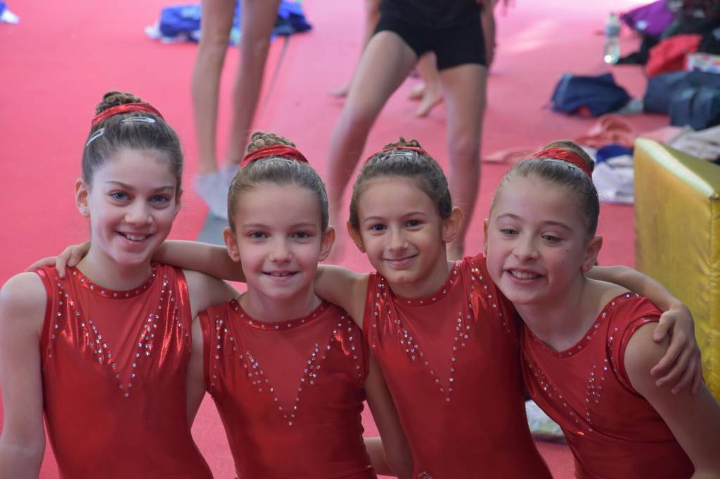 ragazze asd ginnica 96 di alzate gare provinciali