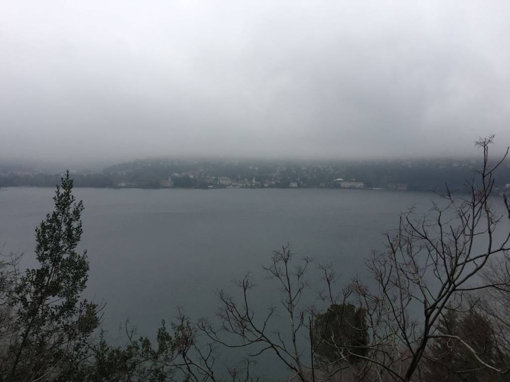 meteo e tempo incerto nuvole sul comasco oggi