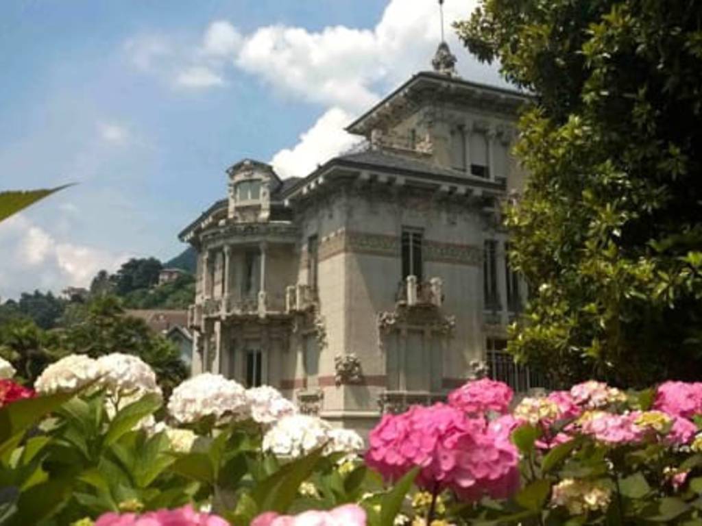 villa bernasconi stagione