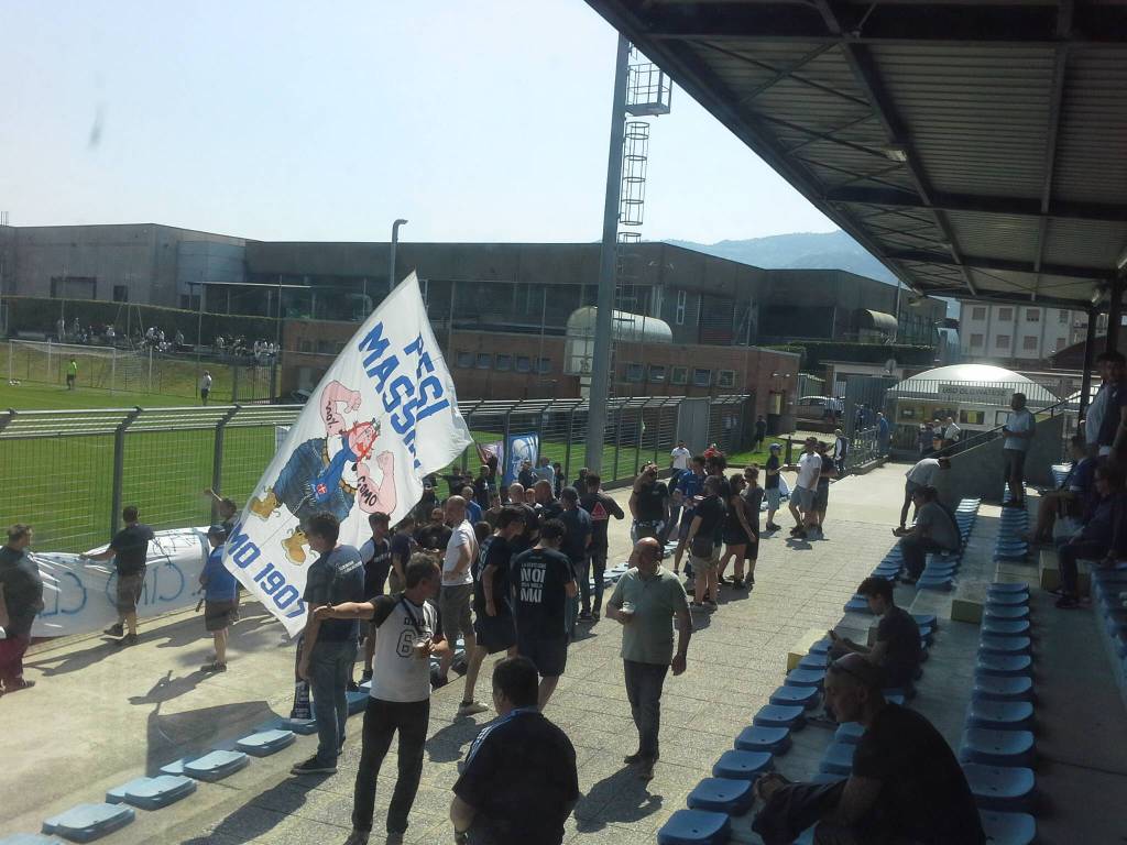 olginatese - como i tifosi azzurri allo stadio