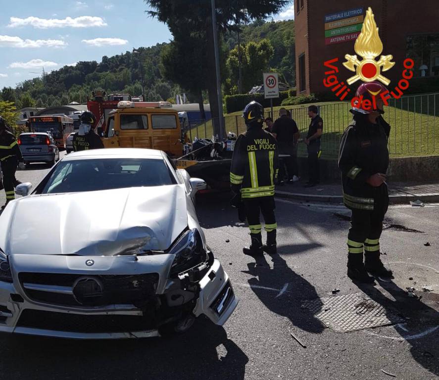 incidente a camerlata, auto contro moto