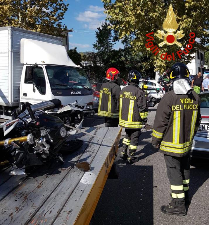 incidente a camerlata, auto contro moto