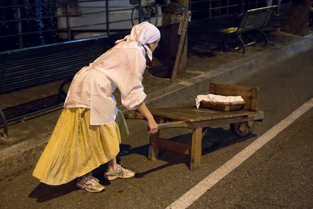 Palio del Baradello 2018, lavandaie e spettacolo di fuoco a Sant'Agostino