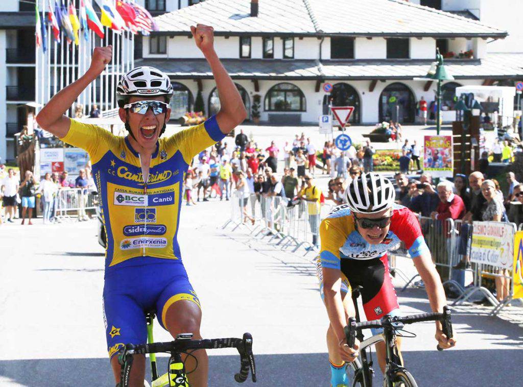 podio mondiali ciclismo juniores con canturino fancellu bronzo