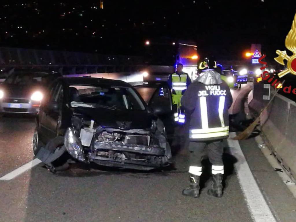 incidente a9 autolaghi auto distrutte galleria quarcino