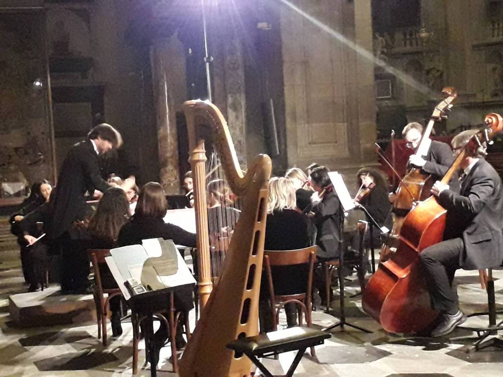 Il concerto di Natale degli Amici di Como: un Duomo gremito