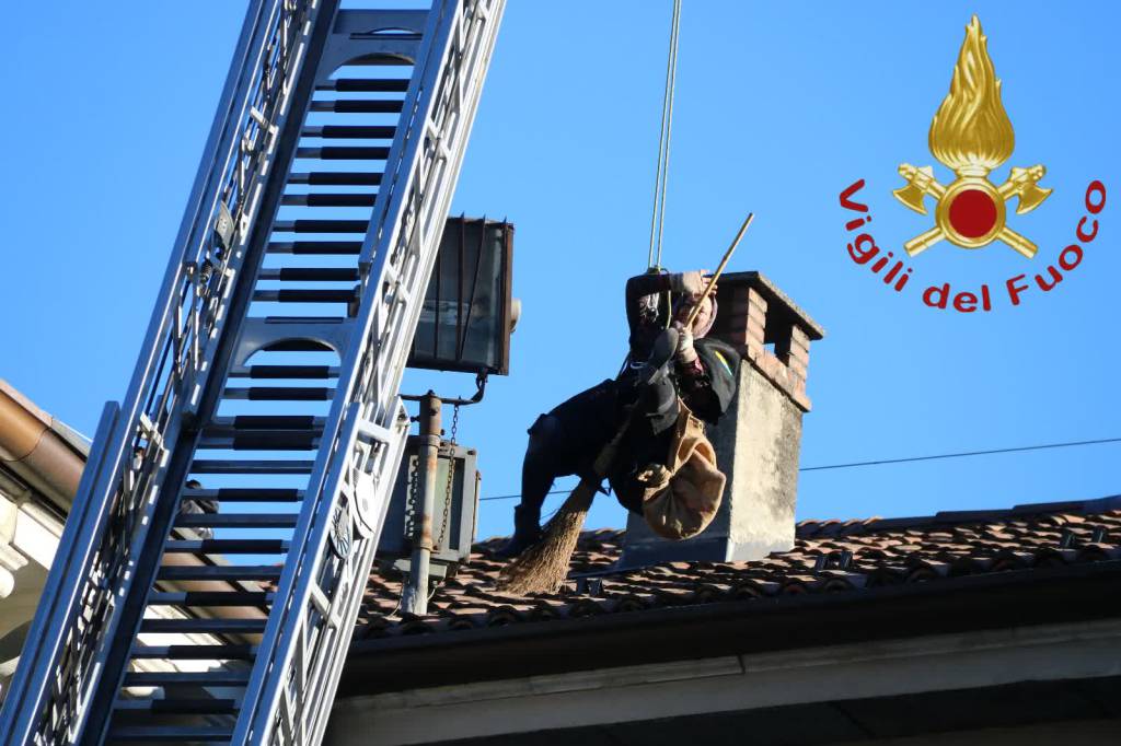 L'arrivo della Befana alla Città dei Balocchi di Como