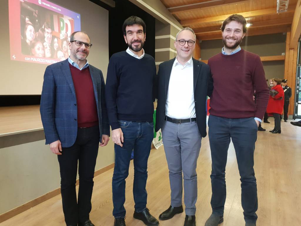 maurizio martina in visita al teatro di san fermo con vertici pd como