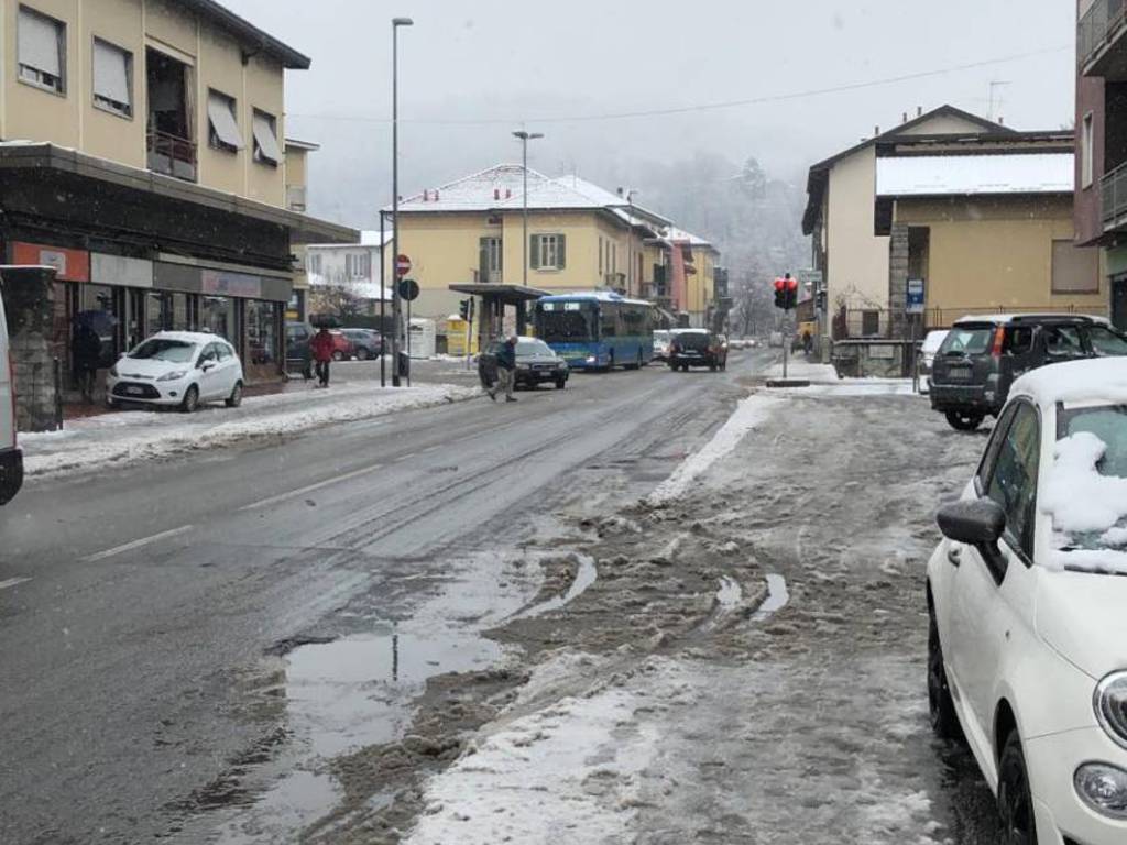 Le foto dei nostri amici di CiaoComo nella provincia sotto la neve