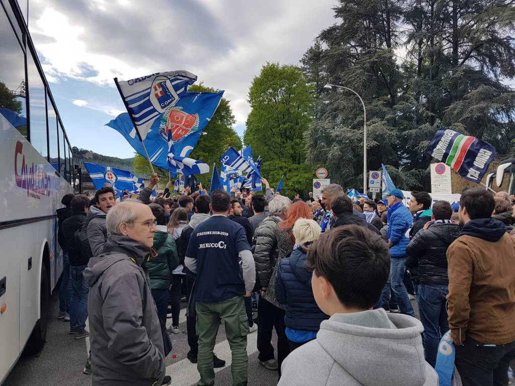 como vince a caronno 1-0 poi festa per la promozione