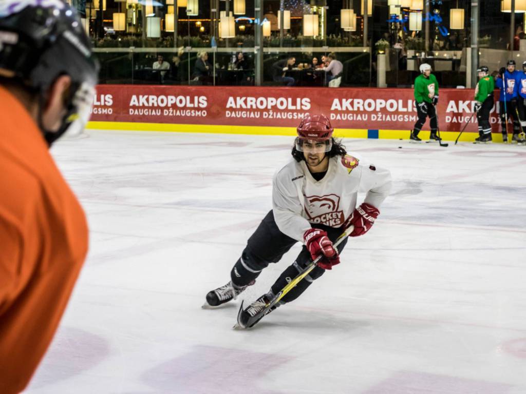 nuovo straniero hockey como messicano majul