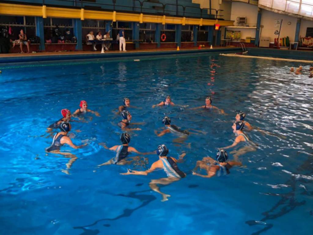 rane rosa under 17 tete pozzi alle finali nazionali foto in acqua e fuori vasca