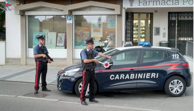carabinieri compagnia cantù esterno farmacia alzani di cabiate