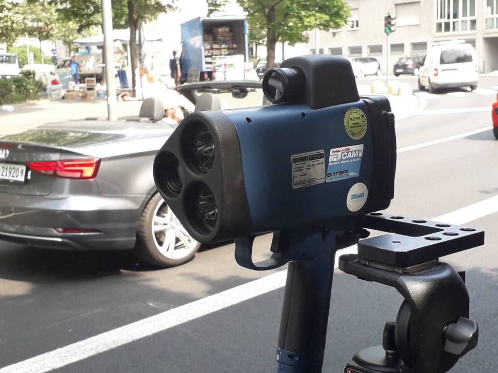 polizia locale di como controllo strade telelaser velocità