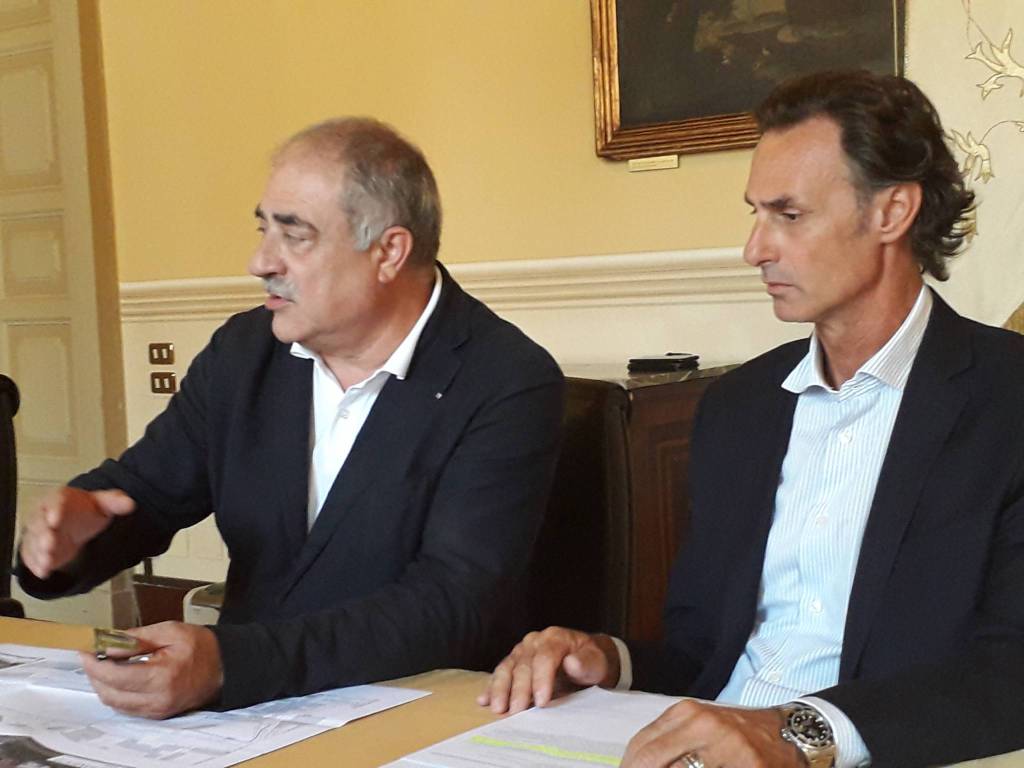 ticosa como presentazione bonifica finale dell'area con sindaco e galli