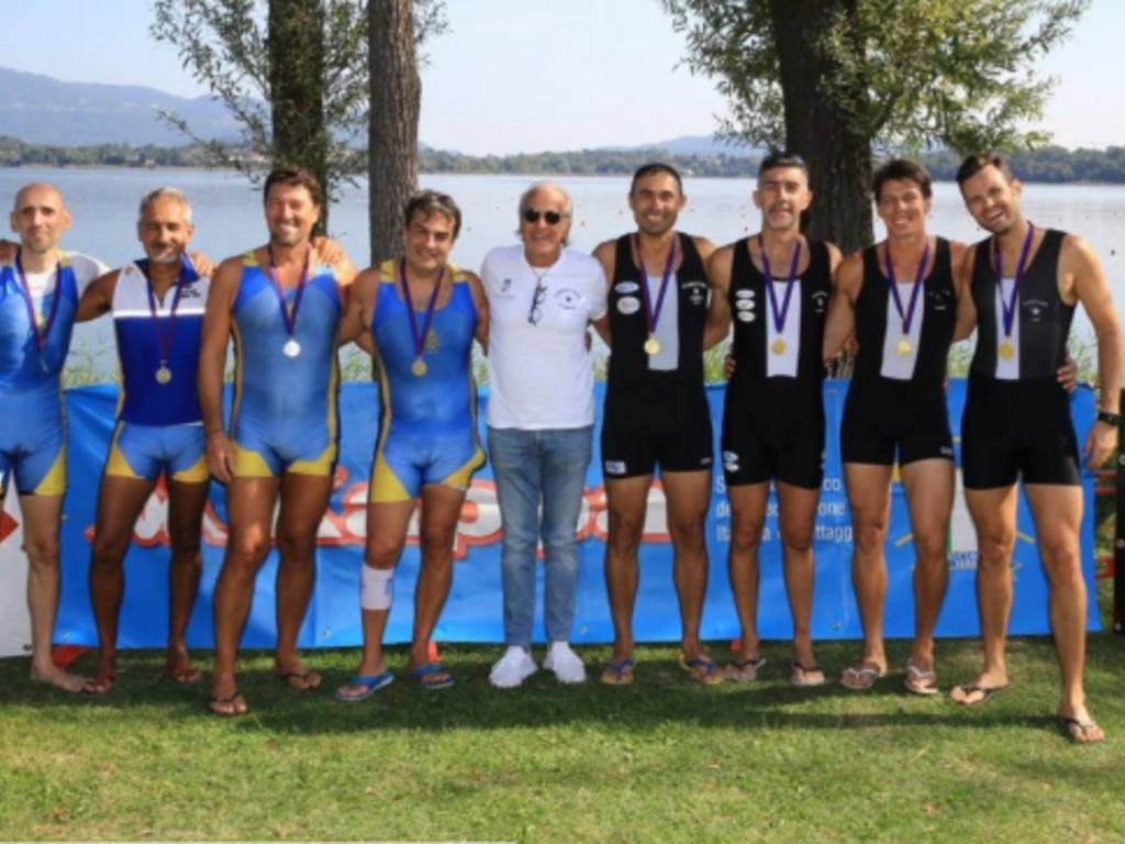 canottaggio campionati italiani per società premiazioni e lario in evidenza