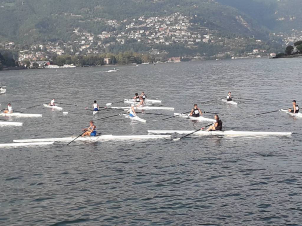 trofeo villa d'este sul lago di como partenza delle barche ed arrivo