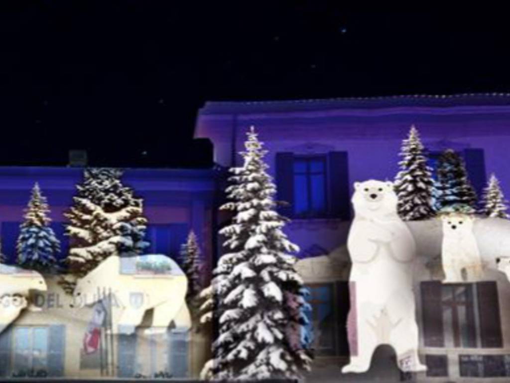 In piazza Mazzini a Como ecco il Villaggio degli Orsi