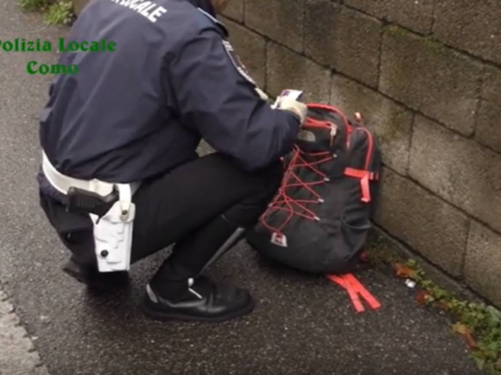 polizia locale di como controlli antidroga studenti zaini scuole como