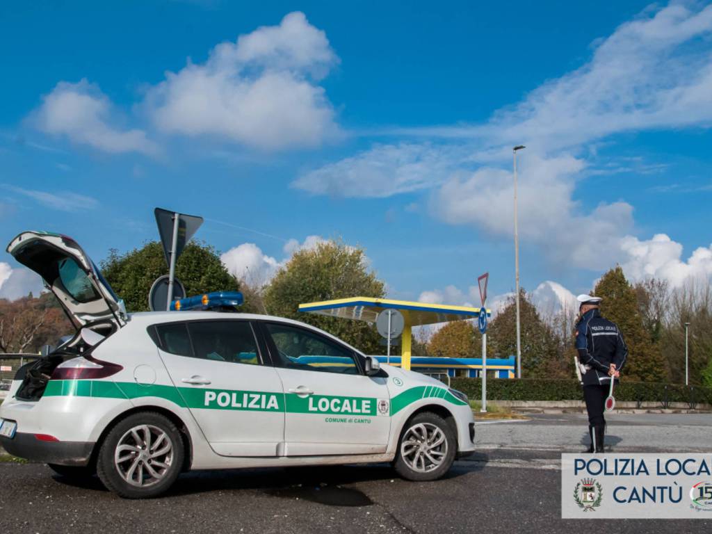 polizia locale cantù controlli strada con nuovi strumenti