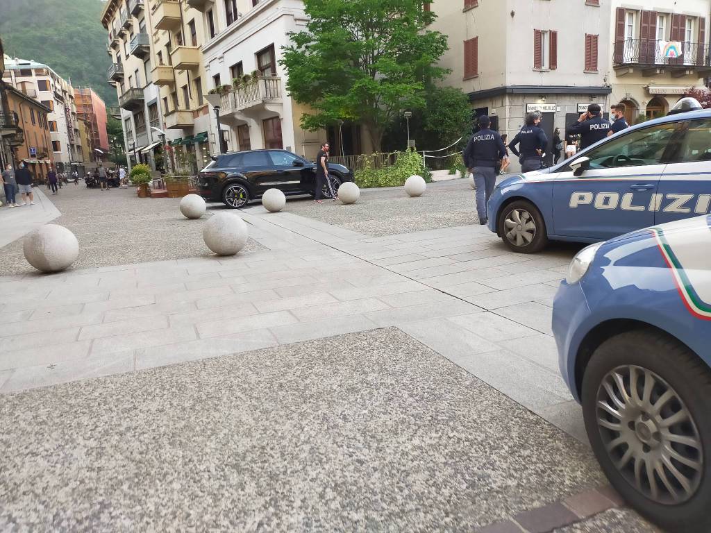 controlli polizia como centro città bar aperitivi fase due