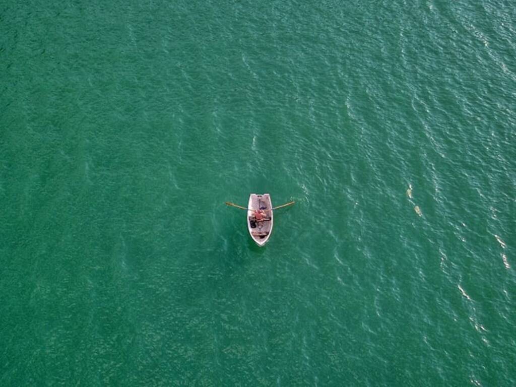 lago lugano verde