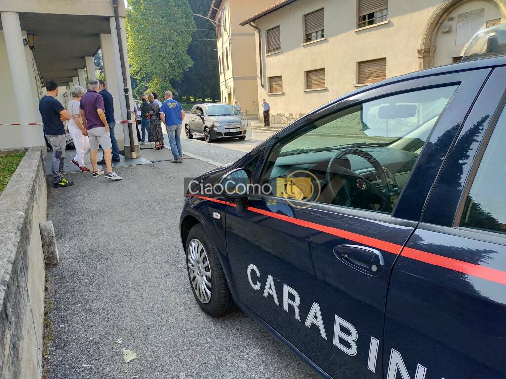 devastazione banca c redito valtellinese olgiate bancomat distrutto carabinieri