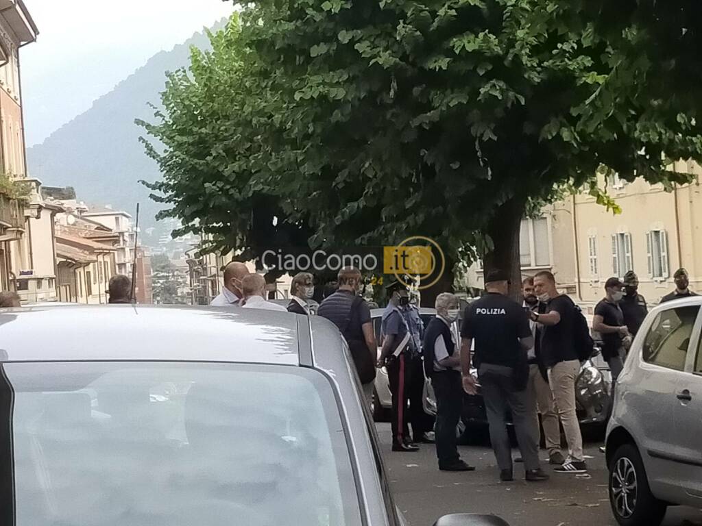 Il delitto in piazza San Rocco a Como: ucciso don Roberto