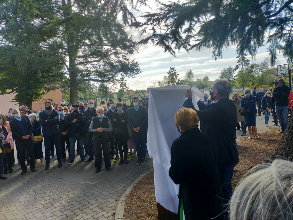 Olgiate Comasco, inaugurazione nuovi campi sportivi e intitolazione centro sportivo a Mario Briccola