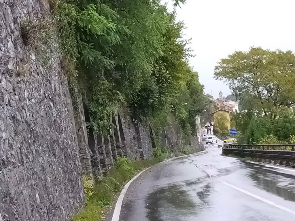 cascata colonno e statale regina chiusura per sassi