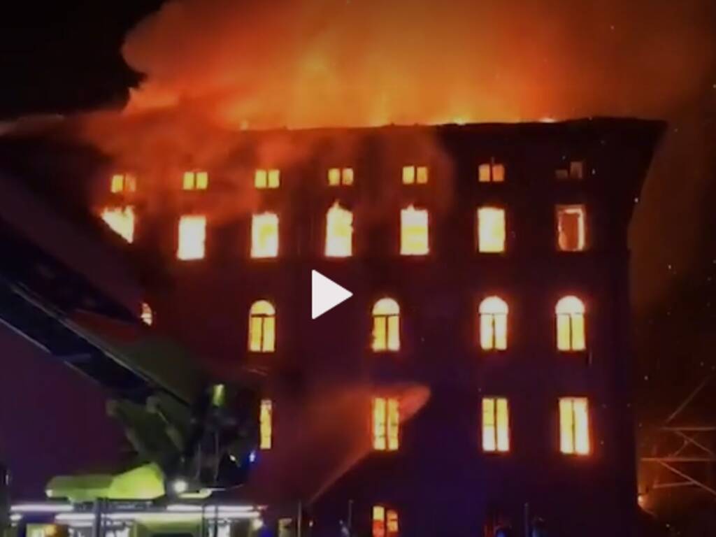 incendio maroggia ticino mulino brucia