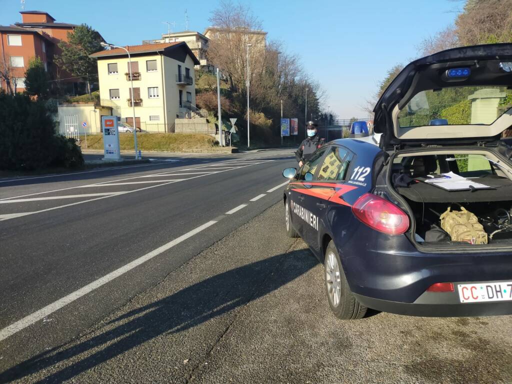 Como zona rossa i controlli sulle strade